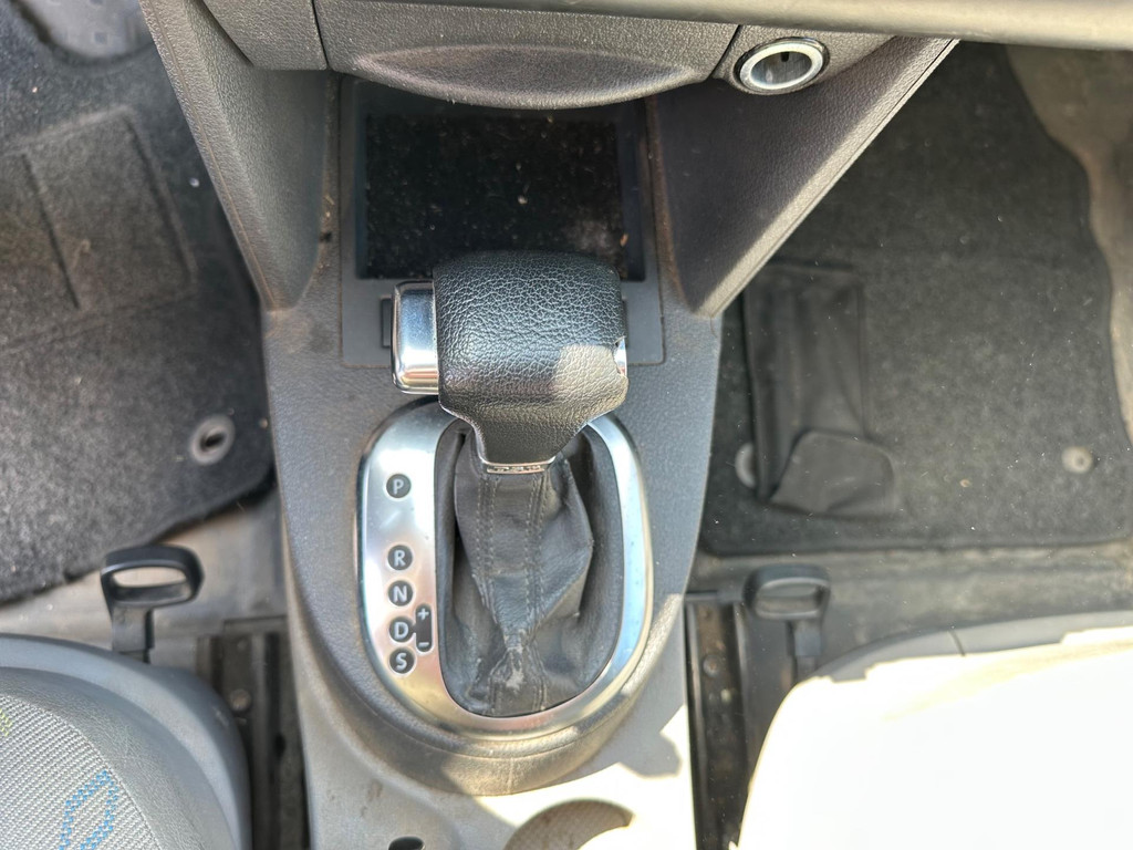 Volkswagen Caddy 1.9TDi,77kw/105pk,DSG,AIRCO: 3495,- EX 21