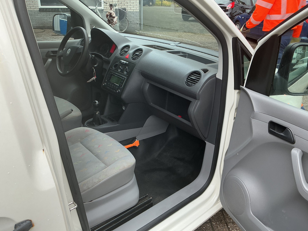 Volkswagen Caddy 1,9 TDI Bluemotion 9