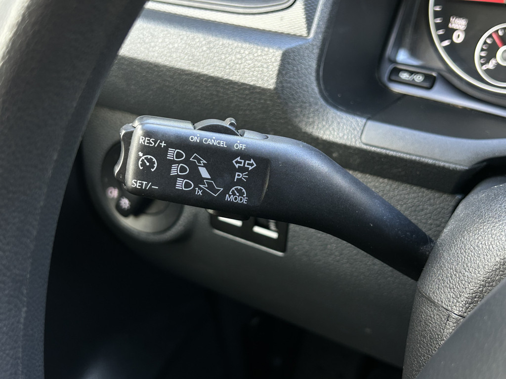 Volkswagen Caddy 2.0 TDI 102 PK / L2H1 / 1e EIG. / **STOELVERWARMING** / TREKHAAK / INRICHTING / AIRCO / CRUISE / BLUETOOTH / PDC 11