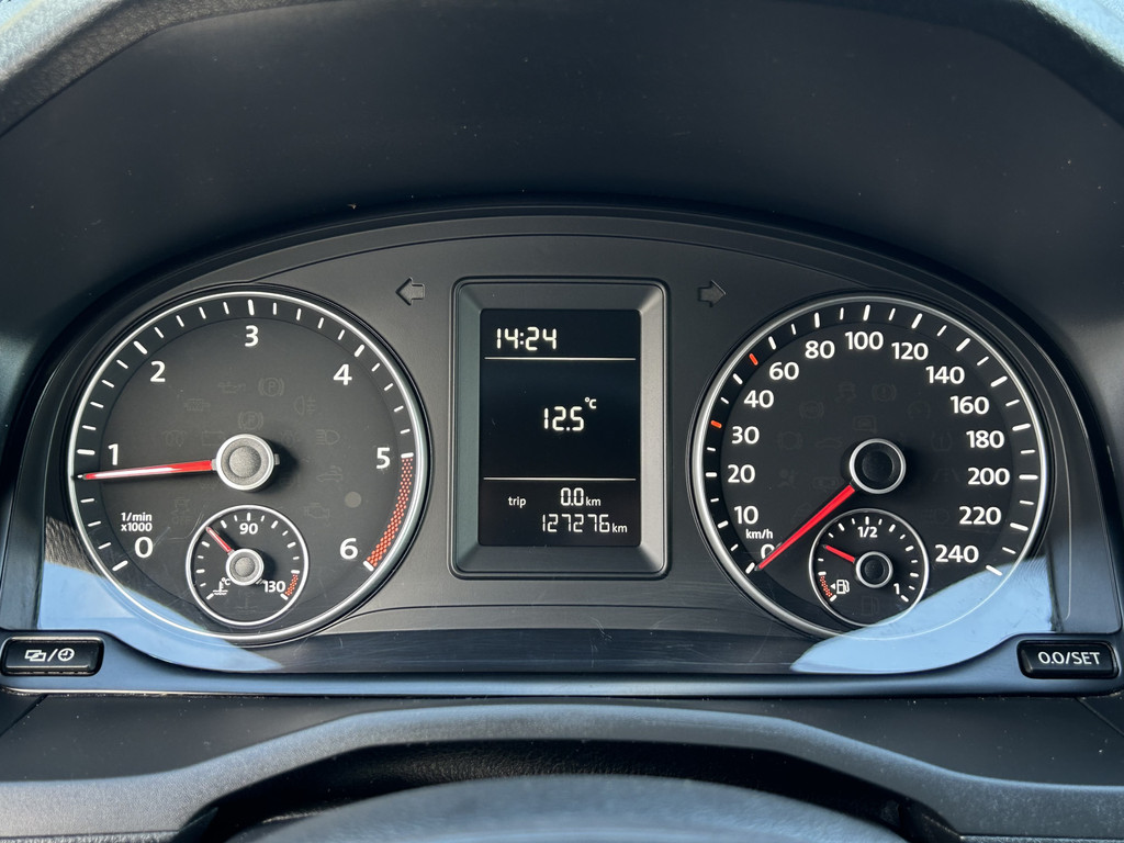 Volkswagen Caddy 2.0 TDI 102 PK / L2H1 / 1e EIG. / **STOELVERWARMING** / TREKHAAK / INRICHTING / AIRCO / CRUISE / BLUETOOTH / PDC 12