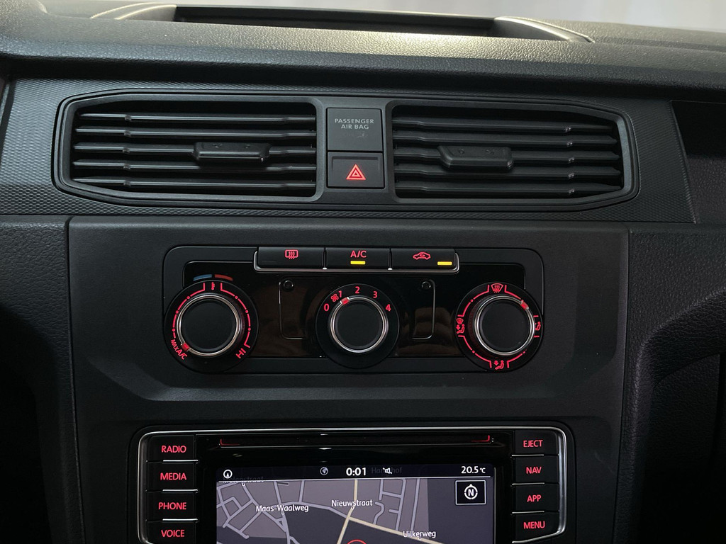 Volkswagen Caddy 2.0 TDI 102pk L1H1 Comfortline Navigatie DAB+ App-Connect 19