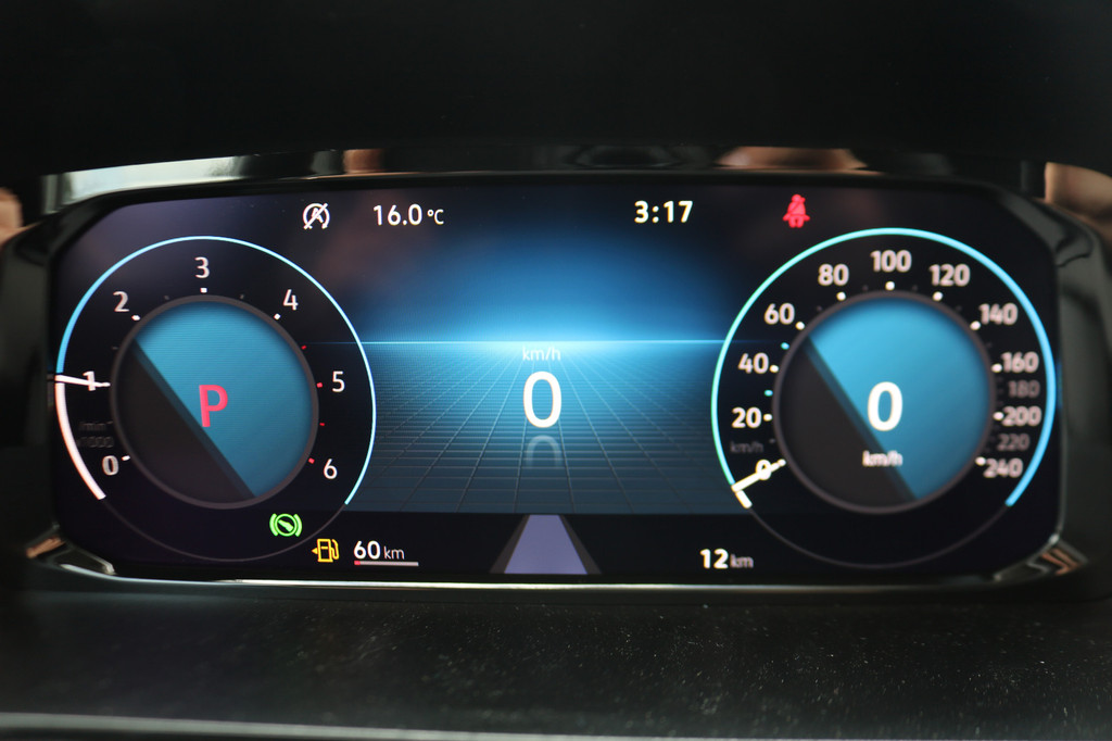 Volkswagen Caddy 2.0 TDI 120pk Automaat Black Line offline, wordt gepimpt 17