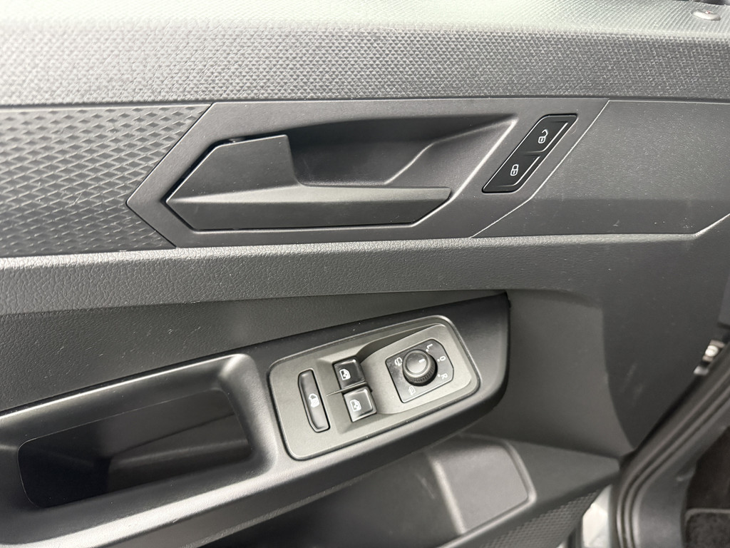 Volkswagen Caddy 2.0TDI 122PK DSG Automaat 1st Edition | Led | Navigatie | Camera | Airco | cruise | Trekhaak 8