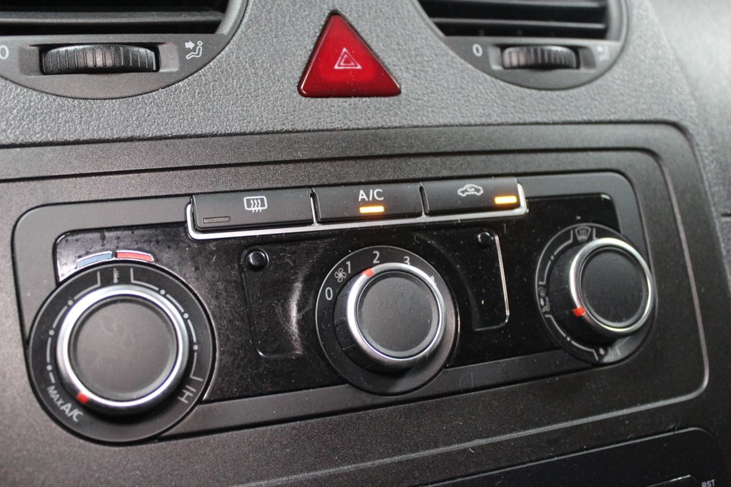 Volkswagen Caddy 2.0 TDI 140PK DSG 4MOTION | GTI Stoelen 18