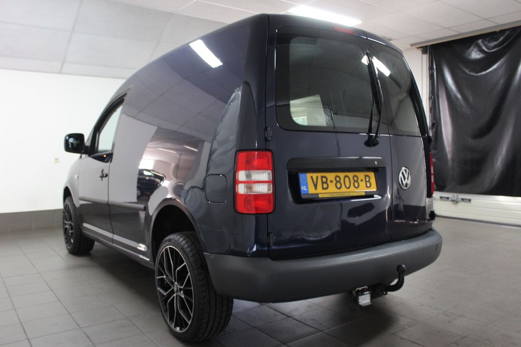 Volkswagen Caddy 2.0 TDI 140PK DSG 4MOTION | GTI Stoelen 21