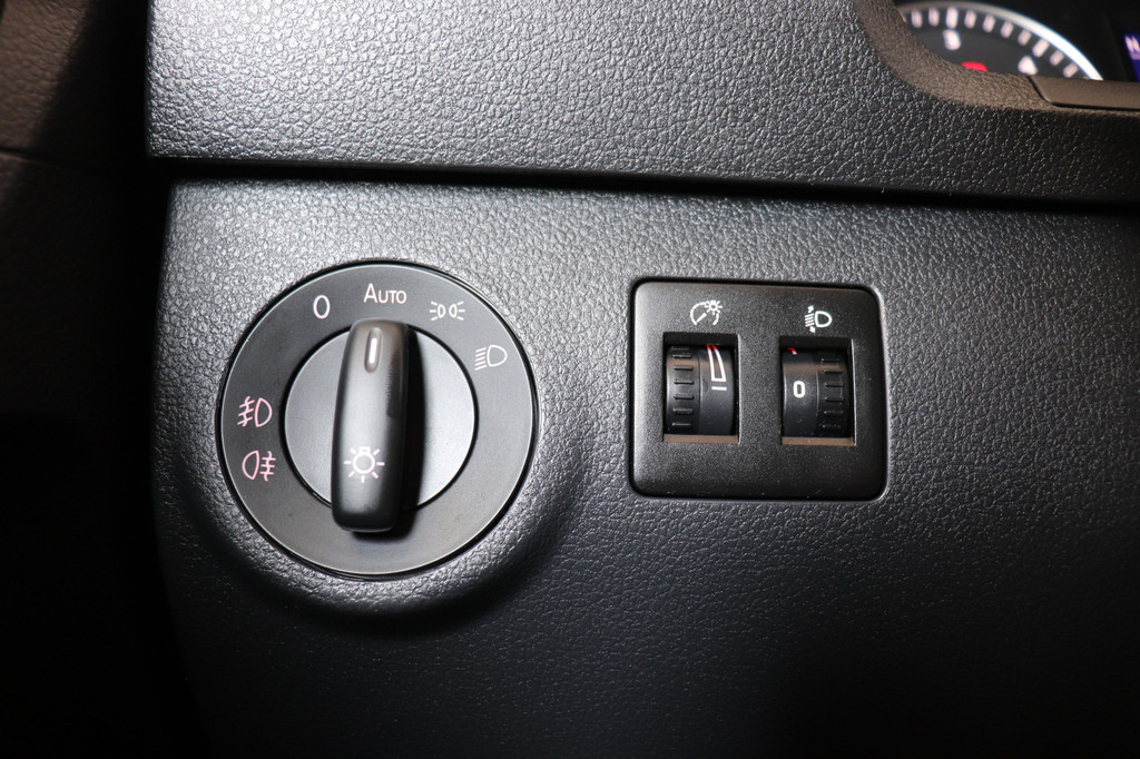 Volkswagen Caddy 2.0 TDI 150PK EURO 6 - Airco - Navi - Cruise - ⬠11.900,- Excl. 16