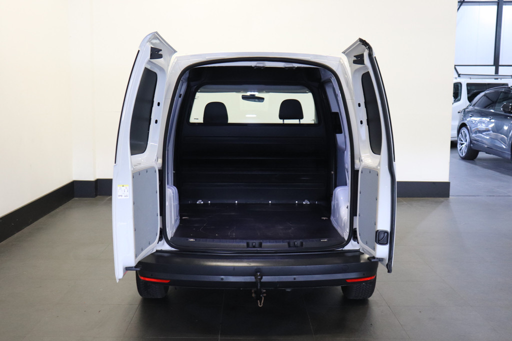 Volkswagen Caddy 2.0 TDI 150PK EURO 6 - Airco - Navi - Cruise - ⬠11.900,- Excl. 8