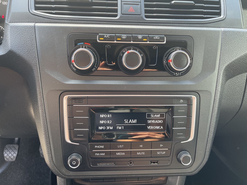 Volkswagen Caddy 2.0TDI 75PK Comfortline Cruise,PDC Achter,Elektrische ramen,Bleutooth Telefoon,Regensensor,Auto Verlichting,Verwarmd voorraam, 17