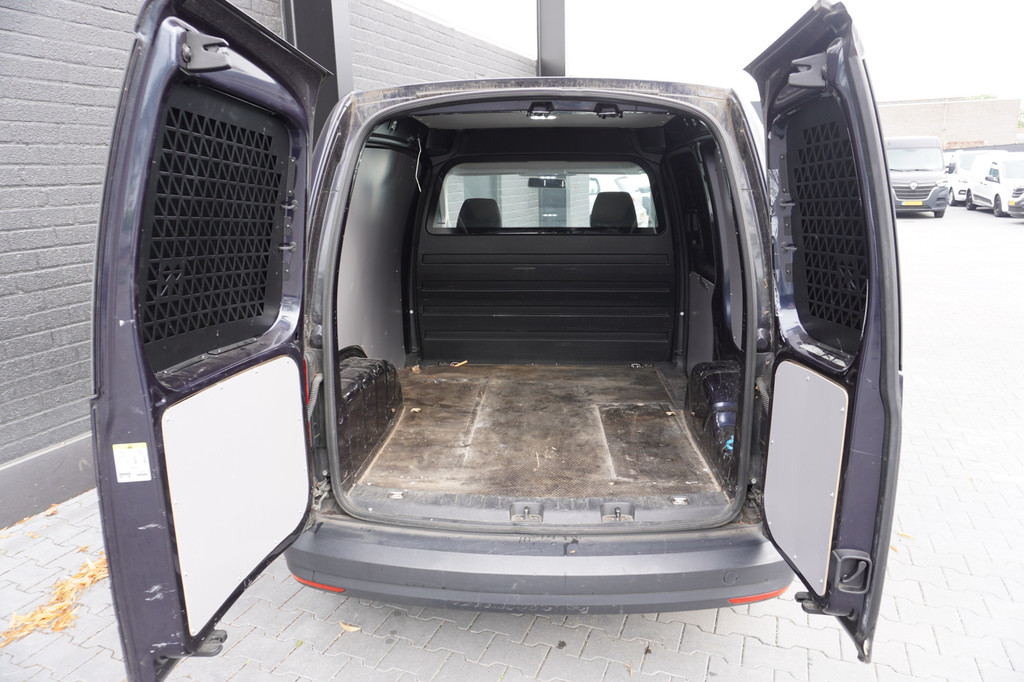 Volkswagen Caddy 2.0 TDI EURO 6 - Airco - Navi - Cruise - ⬠10.900,- Excl. 7