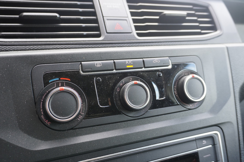 Volkswagen Caddy 2.0 TDI EURO 6 - Airco - PDC - Imperiaal - ⬠11.900,- Excl. 10