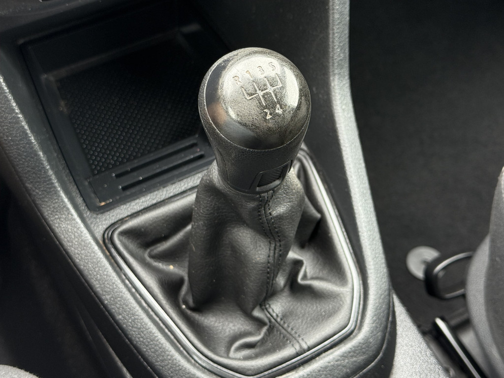 Volkswagen Caddy 2.0 TDI / L1H1 / 1e EIG. / AIRCO / TREKHAAK / IMPERIAAL / ORIG. NL 14