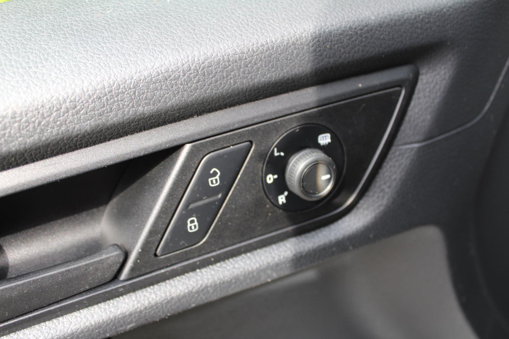 Volkswagen Caddy 2.0 TDI L1H1 BMT 75PK | Airco | Trekhaak | Cruise Control | Distributie is vervangen! 16