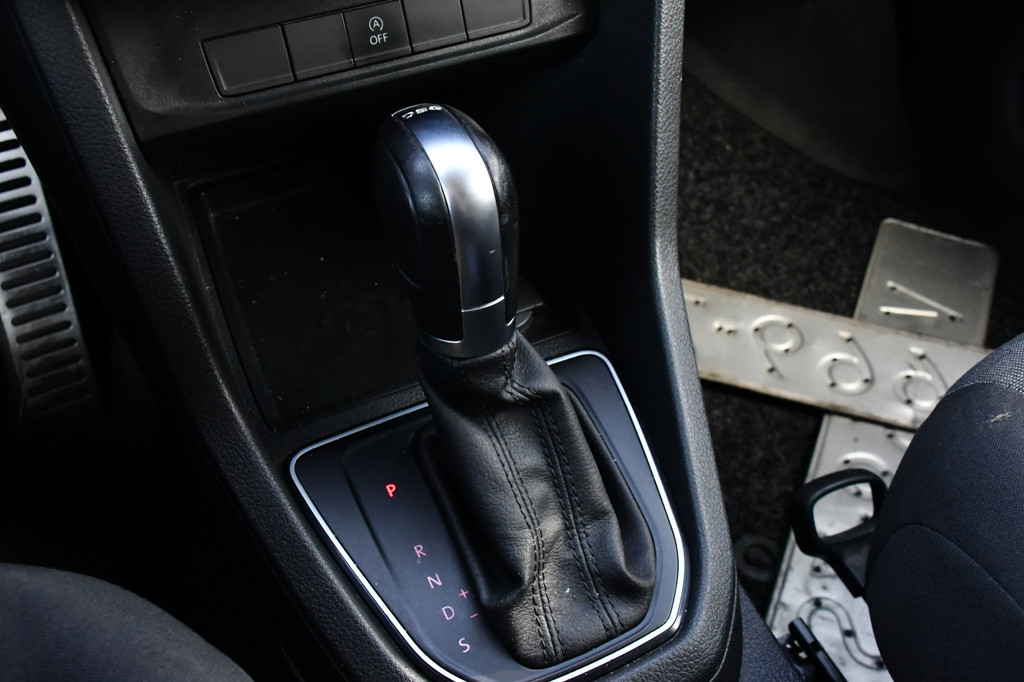 Volkswagen Caddy 2.0 TDI L1H1 Exclusive Edition Adaptieve Cruise, Carplay, LED, Clima, Stoelverwarming, Sensoren, Trkehaak, Uniek! 16