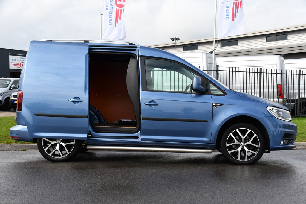 Volkswagen Caddy 2.0 TDI L1H1 Highline 70 years Edition Adaptieve Cruise, LED, 150pk, Carplay, Navi, Leder, Trekhaak, Automaat, Uniek! 12
