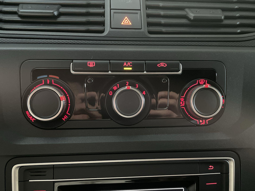 Volkswagen Caddy 2.0 TDI L2H1 102pk Maxi Trekhaak Bluetooth Airco Elektrische Ramen 21