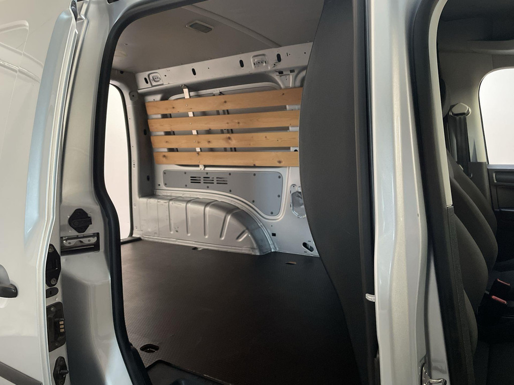 Volkswagen Caddy 2.0 TDI L2H1 102pk Maxi Trekhaak Bluetooth Airco Elektrische Ramen 9