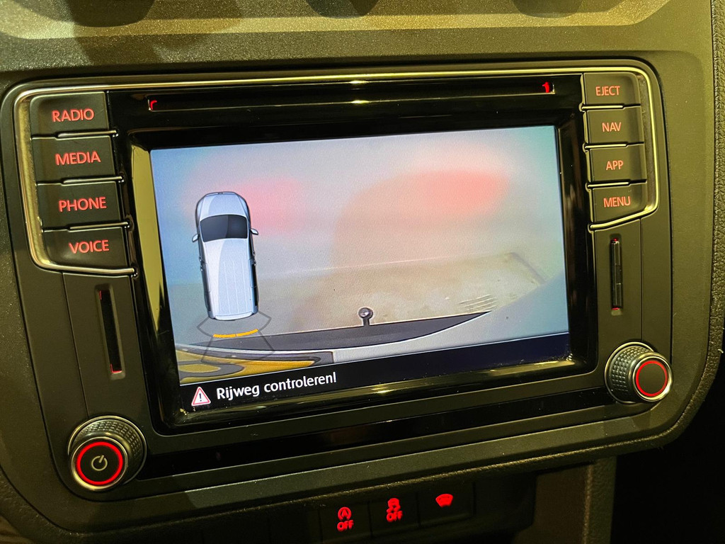 Volkswagen Caddy 2.0 TDI L2H1 BMT 4Motion Maxi 150 PK Automaat Servicebus / Inrichting / Euro 6 / Airco / Cruise Control / Camera / Trekhaak / CarPlay / Navigatie / 90.500 KM !! 11