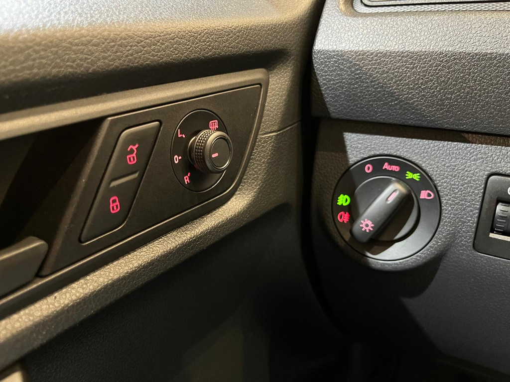 Volkswagen Caddy 2.0 TDI L2H1 BMT 4Motion Maxi 150 PK Automaat Servicebus / Inrichting / Euro 6 / Airco / Cruise Control / Camera / Trekhaak / CarPlay / Navigatie / 90.500 KM !! 13