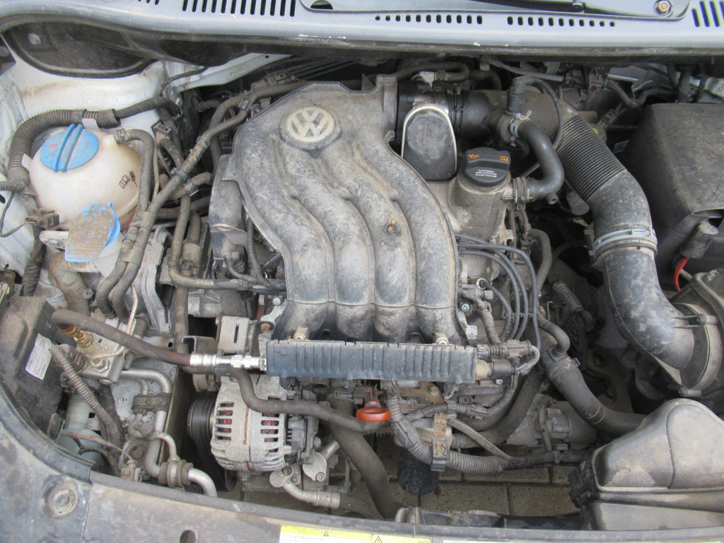 Volkswagen Caddy 2.0i 80KW Ecofuel CNG + Benzine ( Aardgas Natural Gaz ) 17