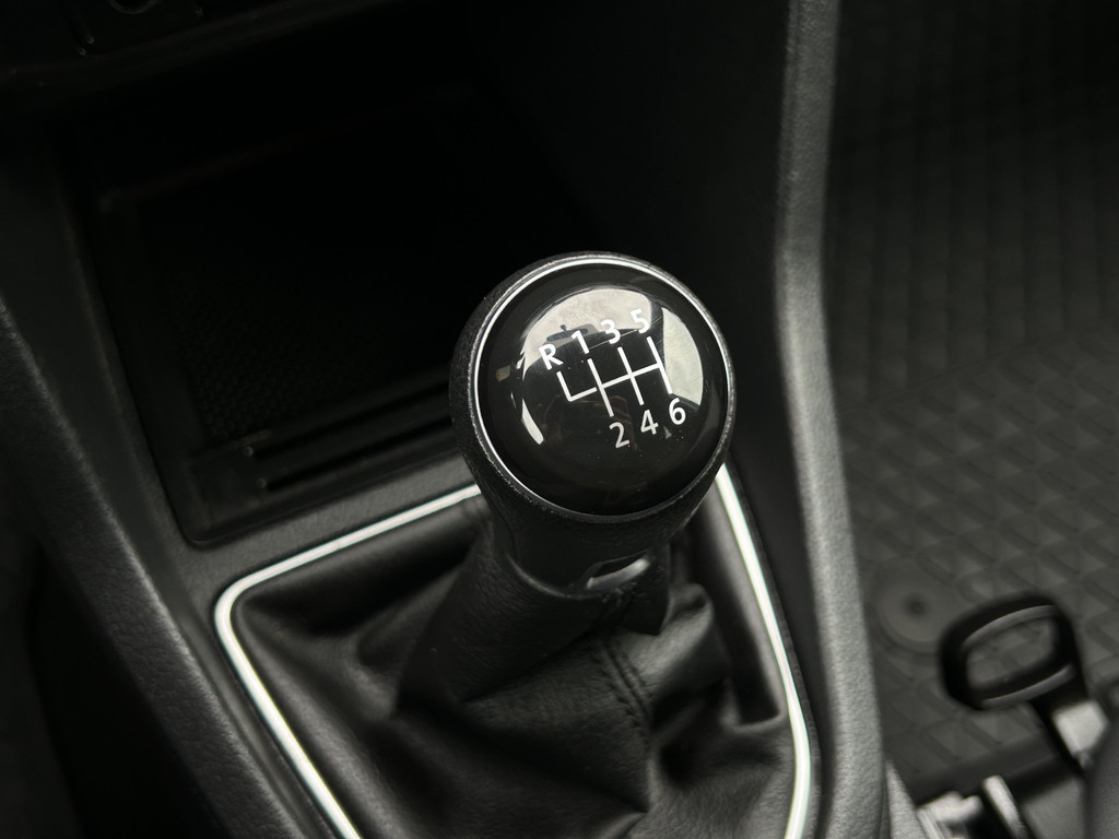 Volkswagen Caddy Maxi 2.0 TDI 111 PK 4x4 / 4-MOTION / L2H1 / 66.633 KM !! / 1e EIG. / INRICHTING / TREKHAAK / AIRCO / CRUISE / BLUETOOTH 16