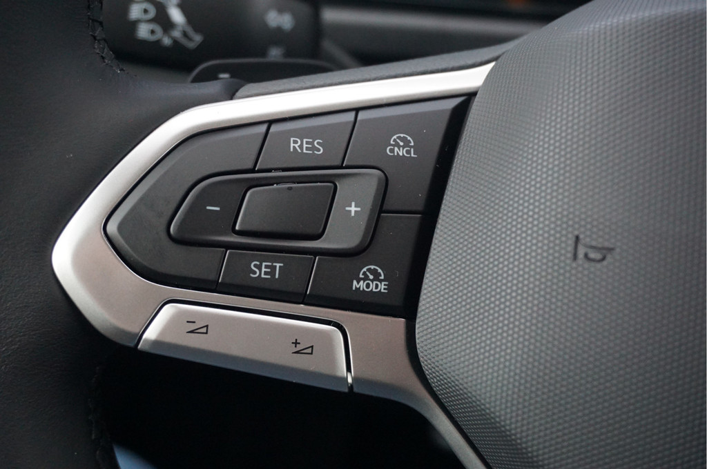 Volkswagen Caddy Maxi 2.0TDI 122PK DSG AUT BPM VRIJ!! Navi, Camera, LED, LM Velg, Digi Dash!! NR. 194 17