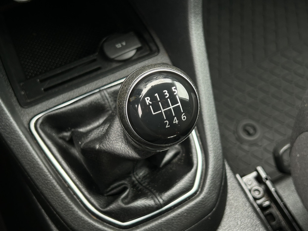 Volkswagen Caddy Maxi 2.0 TDI 123 PK 4-MOTION E6 / L2H1 / 4x4 / INRICHTING / TREKHAAK / 1e EIGENAAR / AIRCO / CRUISE 15