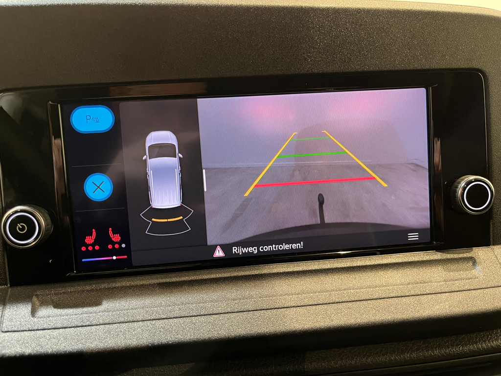 Volkswagen Caddy Cargo 1.5 TSI Automaat BENZINE / Euro 6 / Airco / Cruise Control / CarPlay / Camera / Trekhaak / 9.100 KM !! 10