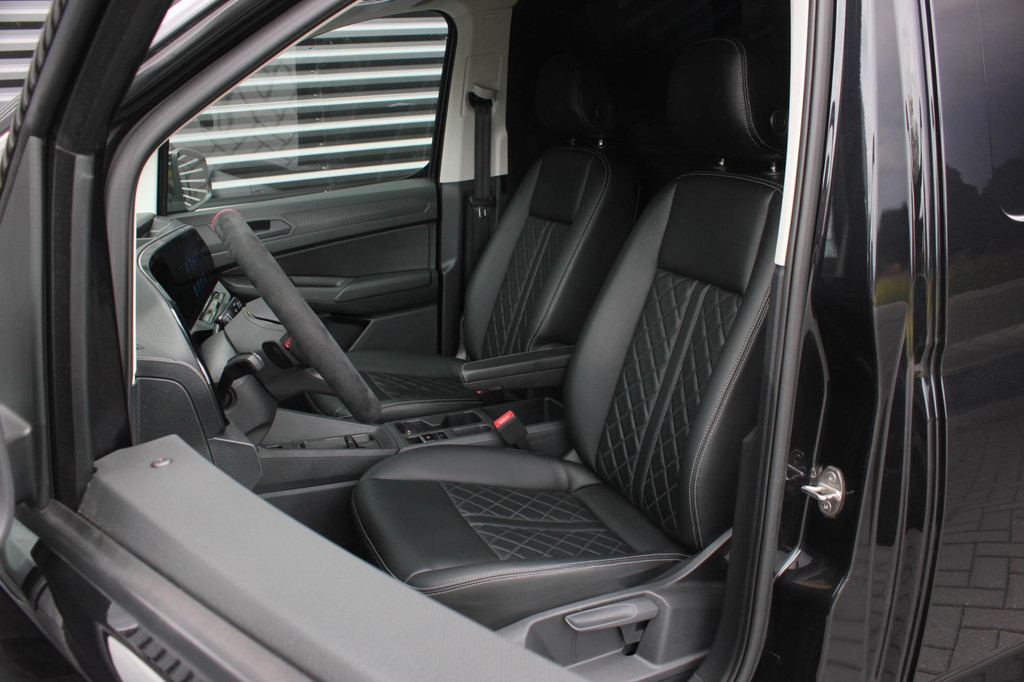 Volkswagen Caddy Cargo 2.0 TDI 122PK DSG JB- EDITION / MAXTRON / SIDE- BARS / VERLAGING / ELEK- PAKKET / PDC / CAMERA / BLACK OPS 12