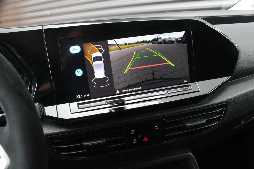 Volkswagen Caddy Cargo 2.0 TDI 122PK DSG JB- EDITION / MAXTRON / SIDE- BARS / VERLAGING / ELEK- PAKKET / PDC / CAMERA / BLACK OPS 16