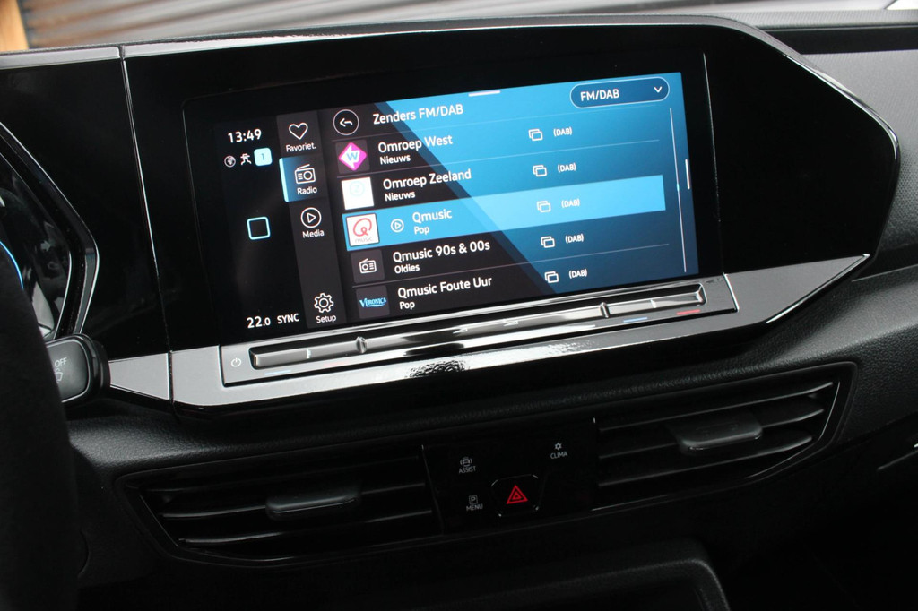 Volkswagen Caddy Cargo 2.0 TDI 122PK DSG JB- EDITION / MAXTRON / SIDE- BARS / VERLAGING / ELEK- PAKKET / PDC / CAMERA / BLACK OPS 19