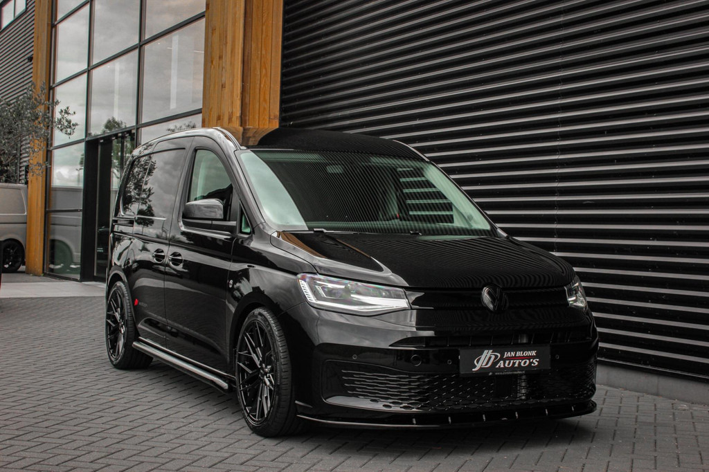 Volkswagen Caddy Cargo 2.0 TDI 122PK DSG JB- EDITION / MAXTRON / SIDE- BARS / VERLAGING / ELEK- PAKKET / PDC / CAMERA / BLACK OPS 8