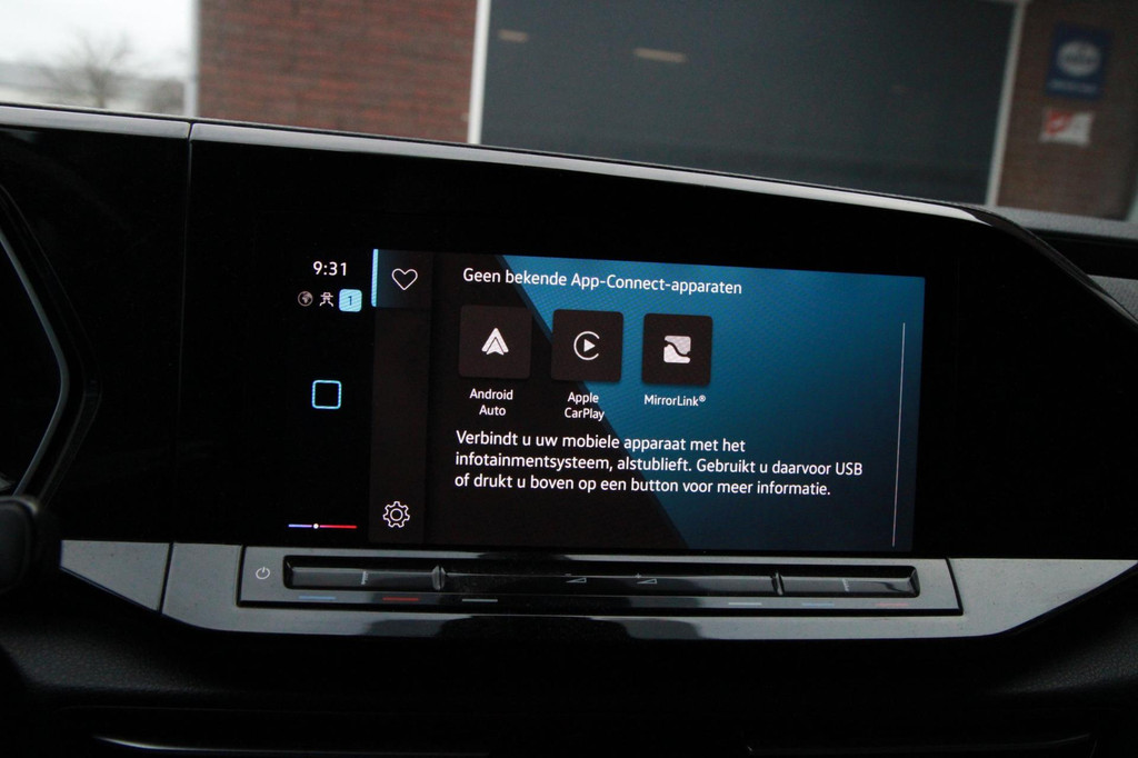 Volkswagen Caddy Cargo 2.0 TDI 1st Edition 122PK Automaat / Trekhaak / Camera / App connect 18