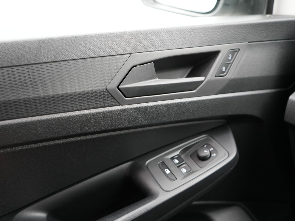 Volkswagen Caddy Cargo 2.0 TDI Comfort 122 pk Appl Carplay | Bluetooth | Parkeerhulp achter | Armleuning bestuurdersstoel | Climatecontrol | 12-2022 14