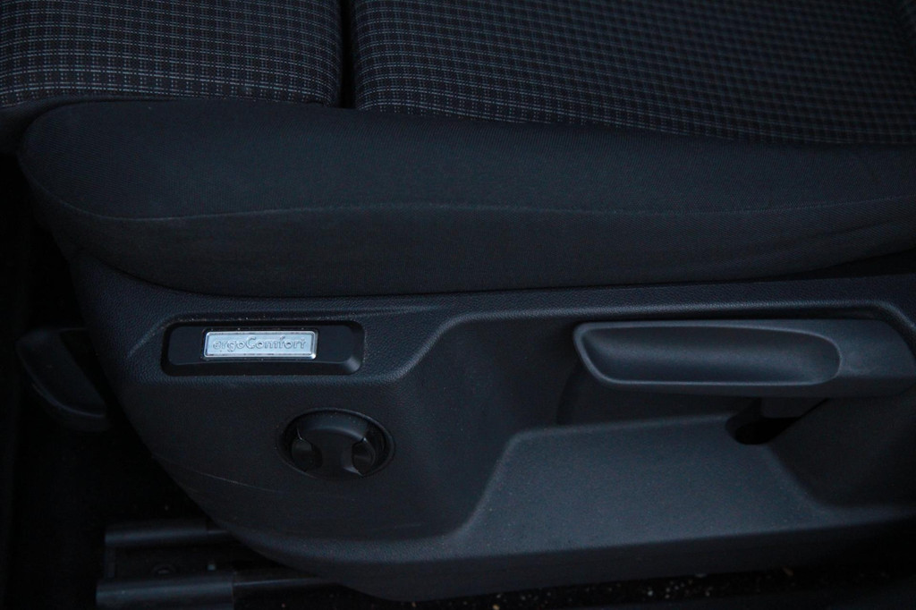 Volkswagen Caddy Cargo 2.0 TDI Style / Multi stuur / ERGO stoel / PDC / APP connect 12