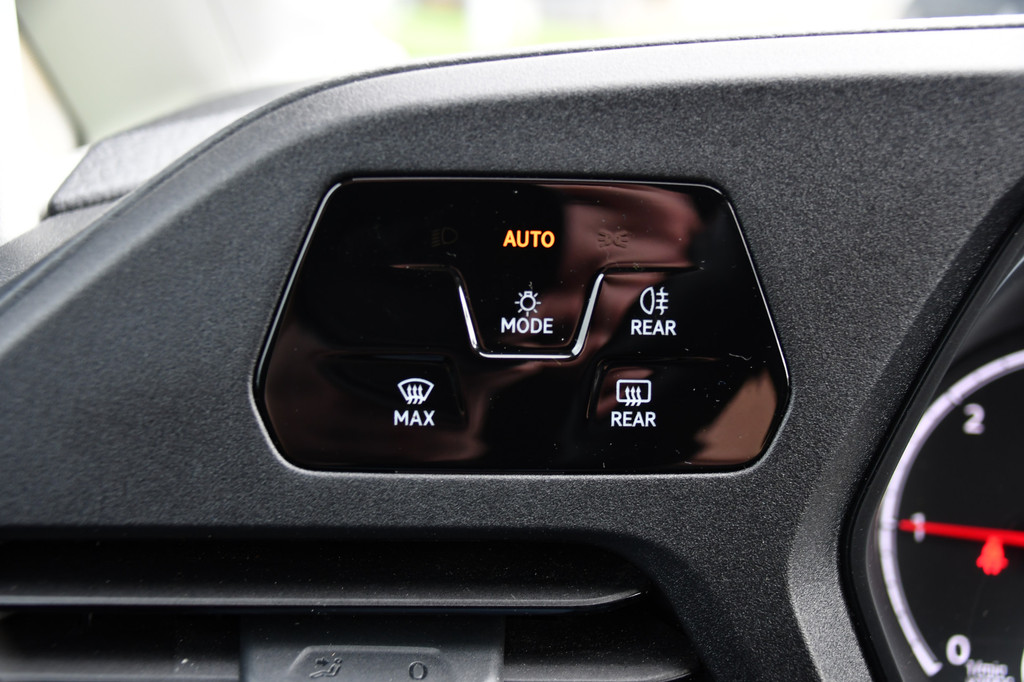 Volkswagen Caddy Cargo 2.0 TDI black Edition Camera, Cruise, Carplay, Stoelverwarming, Automaat, 122PK, Sensoren, LED, Multimedia, UNIEK! 20