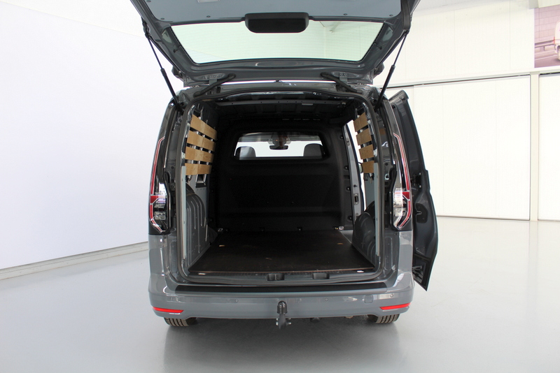 Volkswagen Caddy Cargo Maxi 2.0 TDI Style 123PK, AUTOMAAT | CAMAERA | TREKHAAK | STOELVERWARMING | CARPLAY | NAVIGATIE | PDC V+A 14