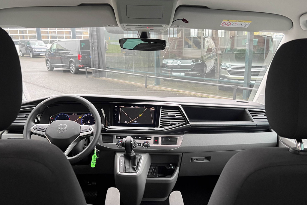Volkswagen Caravelle T6.1 2.0 TDI 150 PK DSG L2H1 DUB/CAB A-klep ACC | LED | Digital Cockpit | Privacy glass | Apple Carplay/Android Auto 9