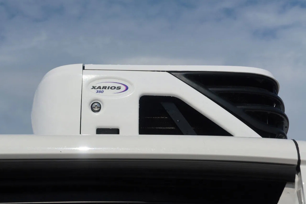 Volkswagen Crafter 177 PK Koel/ Vries/ Verwarmen Carrier xarios 350 met nachtaansluiting BPM vrij. 10