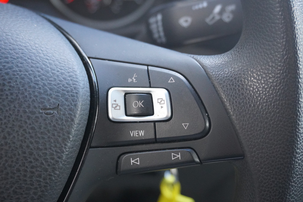 Volkswagen Crafter 2.0 TDI 140PK Automaat L3H3 EURO 6 - Airco - Navi - Cruise - Massage - â¬14.499,- Excl. 16