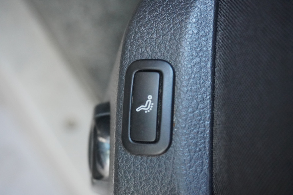 Volkswagen Crafter 2.0 TDI 140PK Automaat L3H3 EURO 6 - Airco - Navi - Cruise - Massage - â¬14.499,- Excl. 19