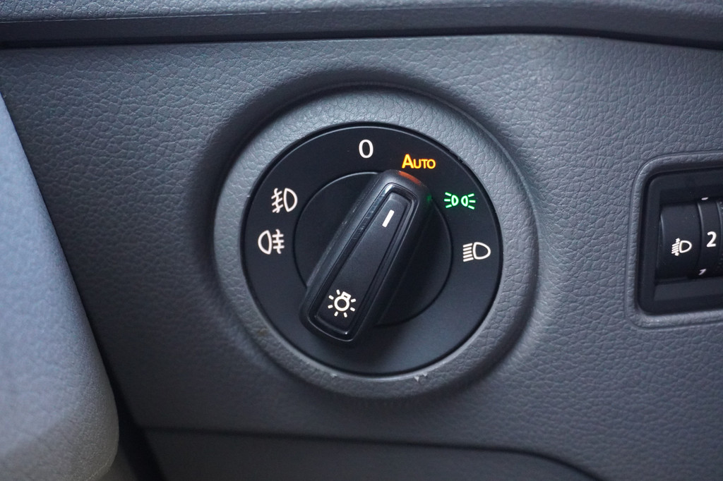 Volkswagen Crafter 2.0 TDI 140PK Automaat L4H3 EURO 6 - Airco - Navi - Cruise - PDC - 2x Schuif - â¬19.900,- Excl. 17