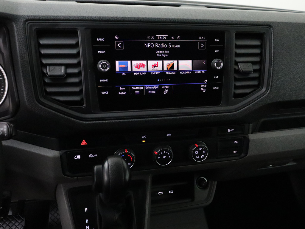 Volkswagen Crafter 2.0TDI 140PK DSG Automaat L3H2 | Led | Navigatie | Camera | Airco | Cruise | 3-Persoons 16