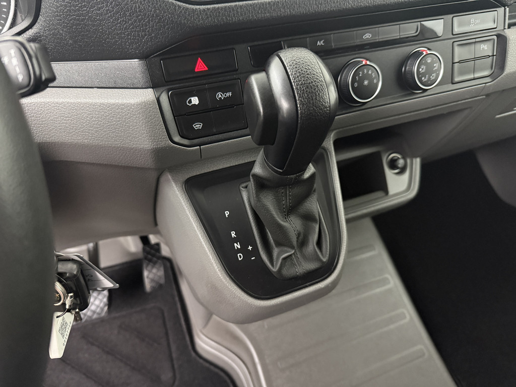 Volkswagen Crafter 2.0TDI 140PK DSG Automaat L3H3 | Imperiaal | Trekhaak | Airco | Cruise | Betimmering 15