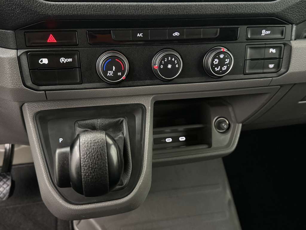 Volkswagen Crafter 2.0TDI 140PK DSG Automaat L3H3 Laadklep | Laadlift | Airco | Cruise | Camera | Multimedia 16