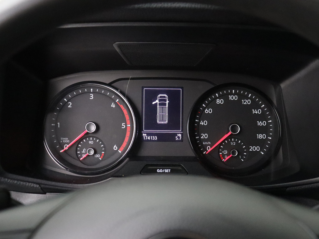 Volkswagen Crafter 2.0TDI 140PK DSG Automaat L4H3 Highline | Imperiaal | Trekhaak | Airco | 3-Persoons | Betimmering 9