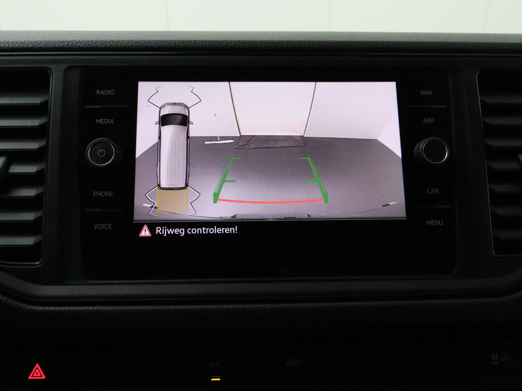 Volkswagen Crafter 2.0TDI 140PK DSG Automaat L4H3 Highline | Navigatie | Camera | 3-Persoons | Betimmering 17