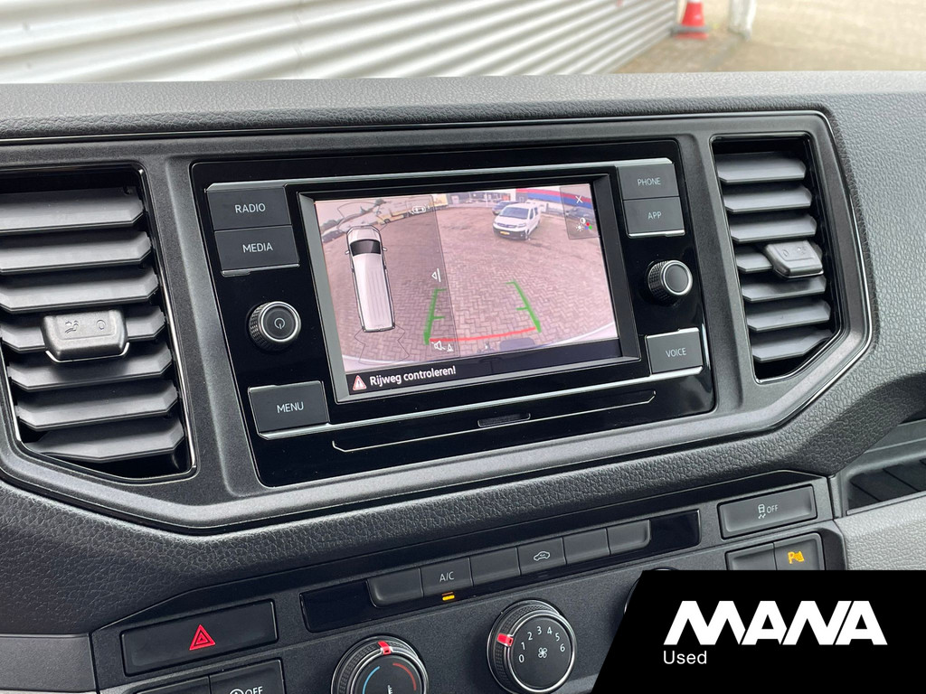Volkswagen Crafter 2.0 TDI 140PK L3H2 Automaat Comfortline Carplay Camera Cruise control Camera 20