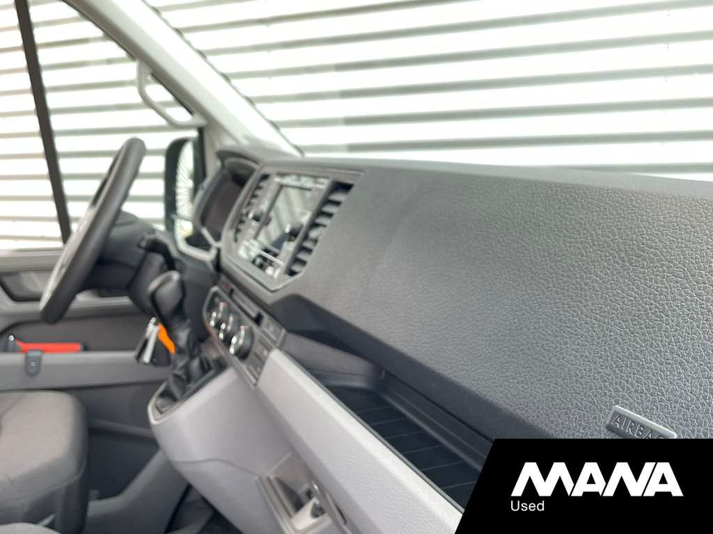 Volkswagen Crafter 2.0 TDI 140PK L3H2 Automaat Comfortline Carplay Camera Cruise control Camera 9