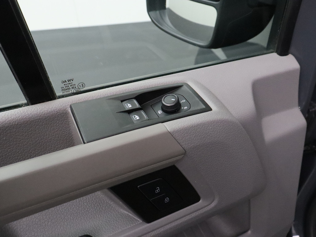 Volkswagen Crafter 2.0TDI 140PK L3H2 Highline V Edition | Navigatie | Camera | Airco | Cruise | Betimmering 8