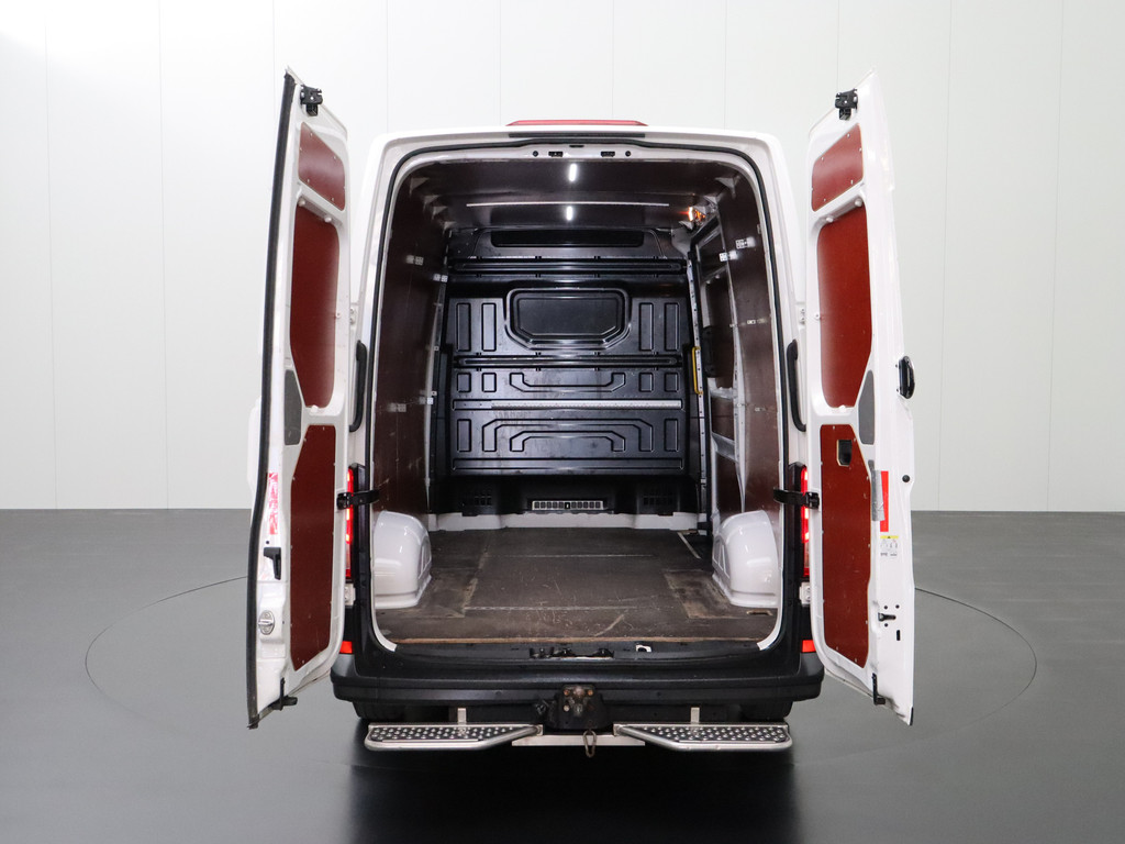 Volkswagen Crafter 2.0TDI 140PK L3H3 18